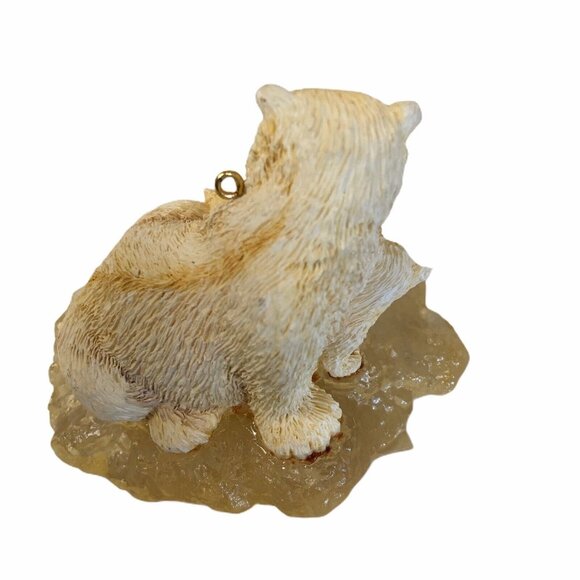 Polar Bear Family Figurine On Ice 3 Bears Statue Resin 3" x 3 1/2" Beige Ocean W - Picture 2 of 6